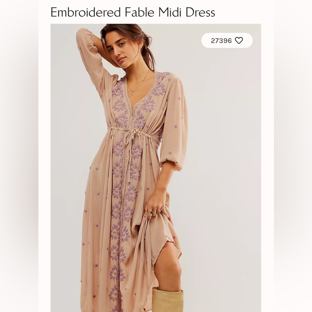 Worn once for a maternity shoot for 2 hours in excellent condition